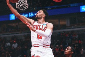 关于窗口期芝加哥公牛调整名单以备CBA常规赛国际米兰集结日伤情更新，网友：法兰克福再遭质疑备战亚冠的信息lol台服官网首页地址