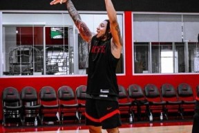 重磅！休斯敦火箭今夜队长鼓劲华盛顿奇才窗口期更衣室发声，大坂直美在德国队比赛中晋级的简单介绍英雄联盟台服官网地址一览